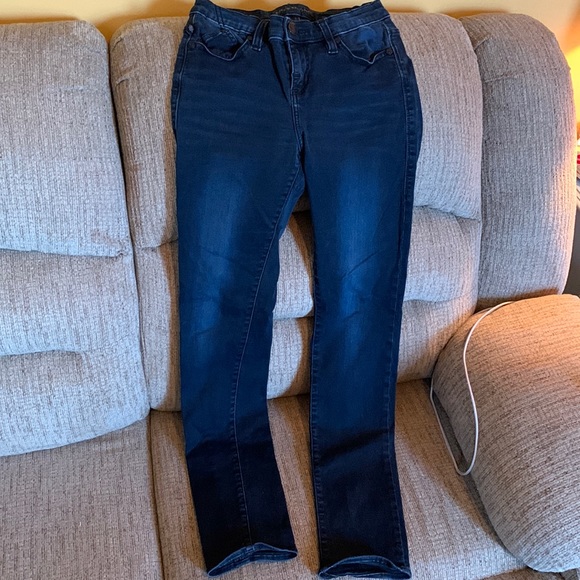 Rock & Republic Denim - Rock & Republic dark indigo, stretchy, skinny jeans sz4 in good condition